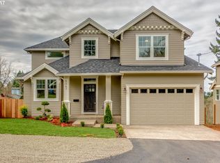 8067 SW 57th Ave, Portland, OR 97219