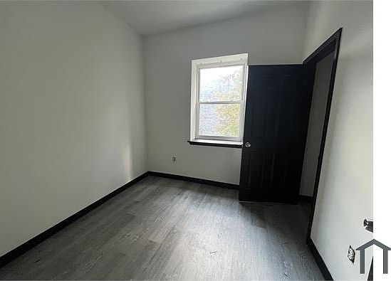 4th image of 1601 W Oxford St APT 2