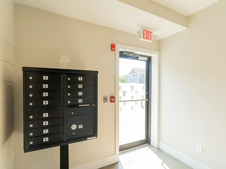614 E Main St #205 — Photo 23