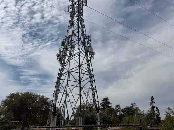 Callecita St, Sacramento, CA 95815