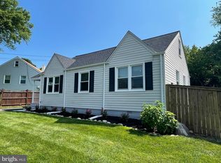 3015 Greenway Blvd, Falls Church, VA 22042