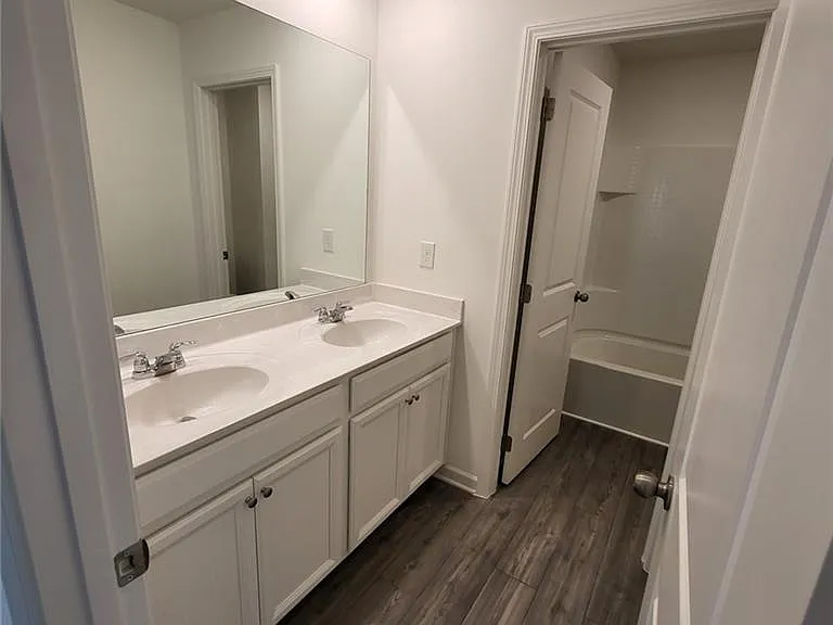 448 Golden Eagle Pkwy — Photo 14