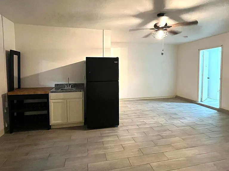 6718 Chelsea Wood — Photo 10