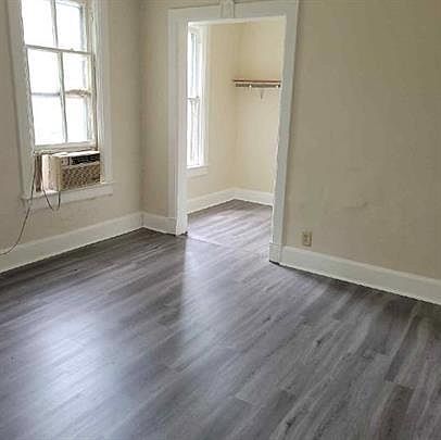 1st image of 467 Beaumont St E #2