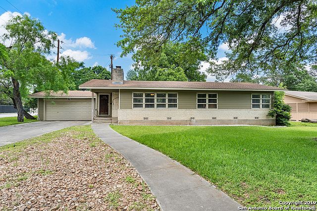 1st image of 103 Robinhood Pl