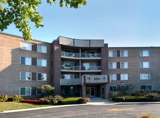 900 E Wilmette Rd UNIT 208, Palatine, IL 60074