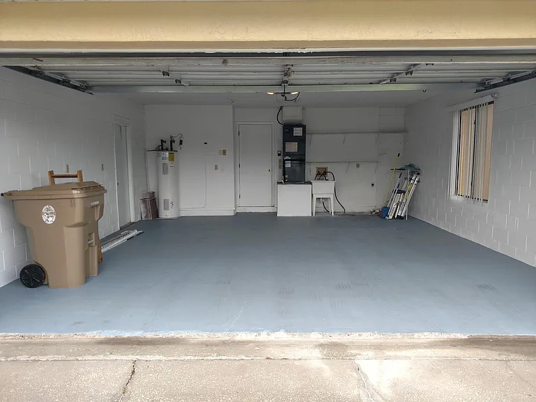 2696 La Alameda Ave — Photo 31