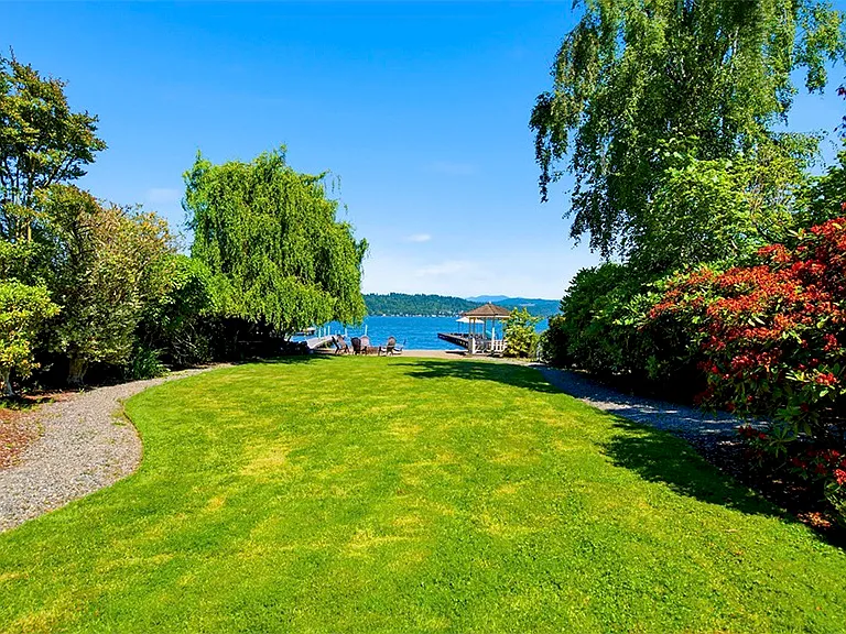 3252 W Lake Sammamish Pkwy SE — Photo 11