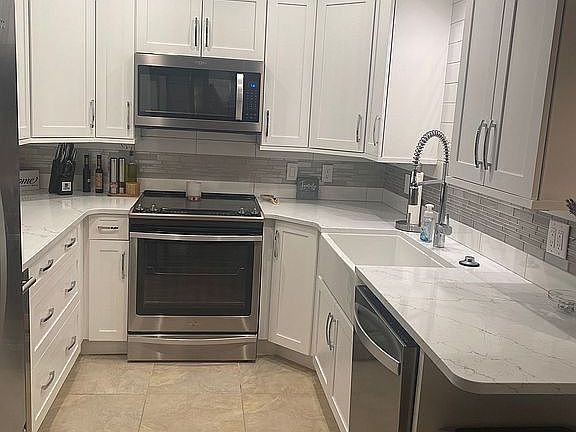 All new appliances!