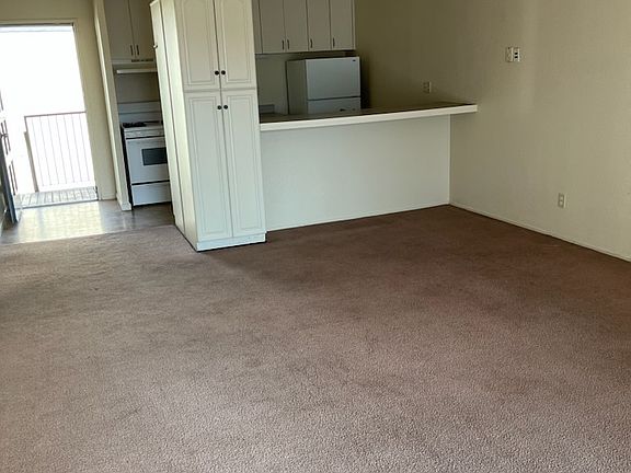 3rd image of 3435-3435 W Campus Ave