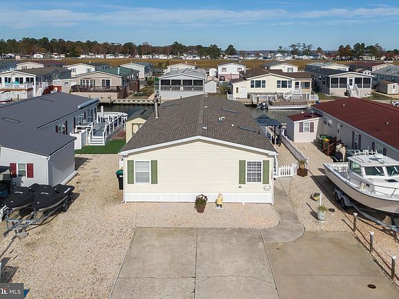 3rd image of 35615 Knoll Way #43056