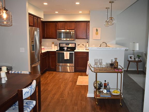 3rd image of 2801 Chancellorsville Dr APT 733