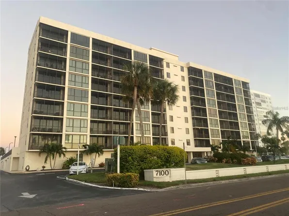 7100 Sunshine Skyway Ln S APT 906, Saint Petersburg, FL 33711
