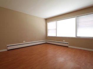 407 Washington Blvd APT A, Oak Park, IL 60302