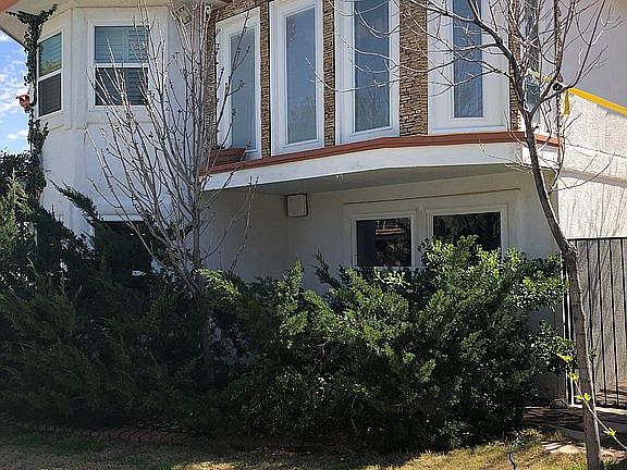 3rd image of 4301 Loma De Brisas Dr