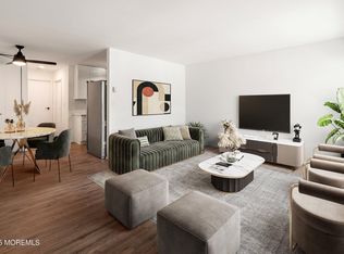 434 Portsmouth Dr UNIT E, Lakewood, NJ