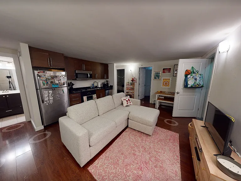 16 E Springfield St #2D — Photo 2