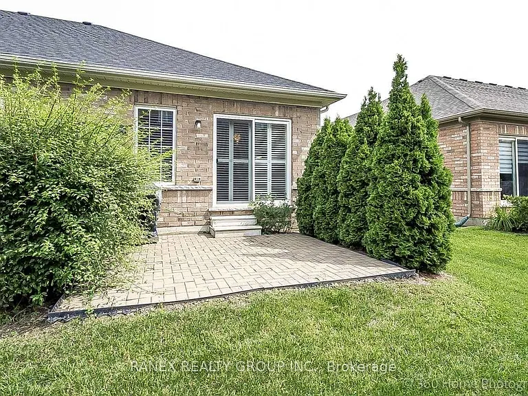 20 Muzzo Dr — Photo 4