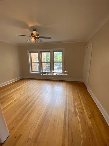 1963 W Foster Ave #1 Photo 1