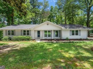 5968 Mark Trl, Norcross, GA 30093