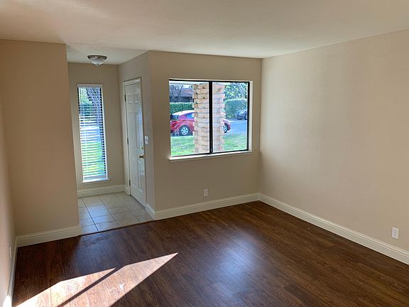 2nd image of 7983 Alta Vista Ln