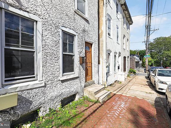 4th image of 5542 Morris St