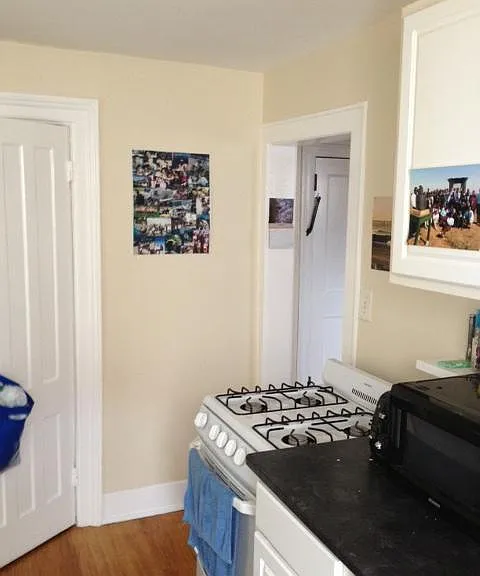 390 Madison Ave #B — Photo 3