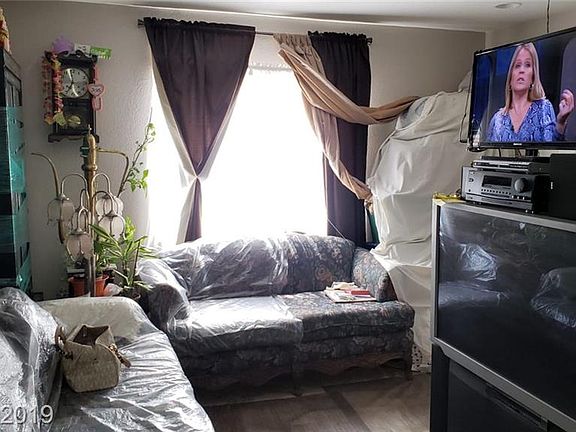 5th image of 5266 Paradise Skies Ave