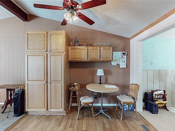 5th image of 9193 Milford Dr