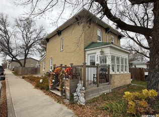 120 1st Street E, Carnduff, SK S0C 0S0