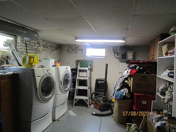 5th image of 110 W Graysville St
