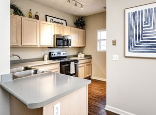Autumn Grove Apartments, Omaha, NE 68135
