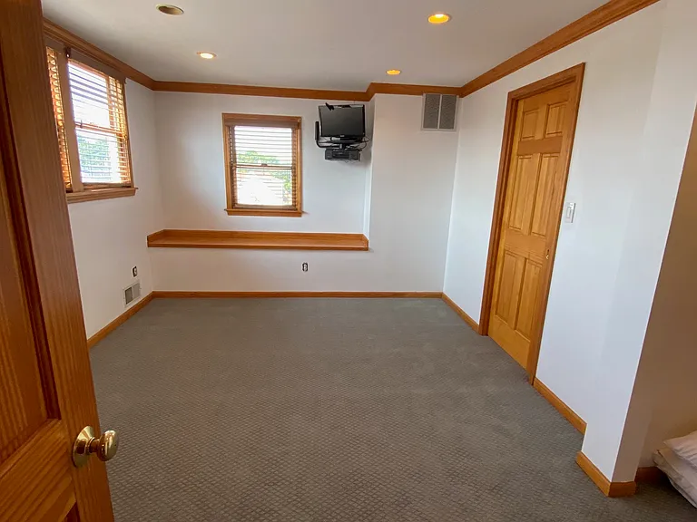 3022 N Clifton Ave #3 — Photo 7