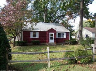 37 Pinecrest Dr, East Hartford, CT 06118