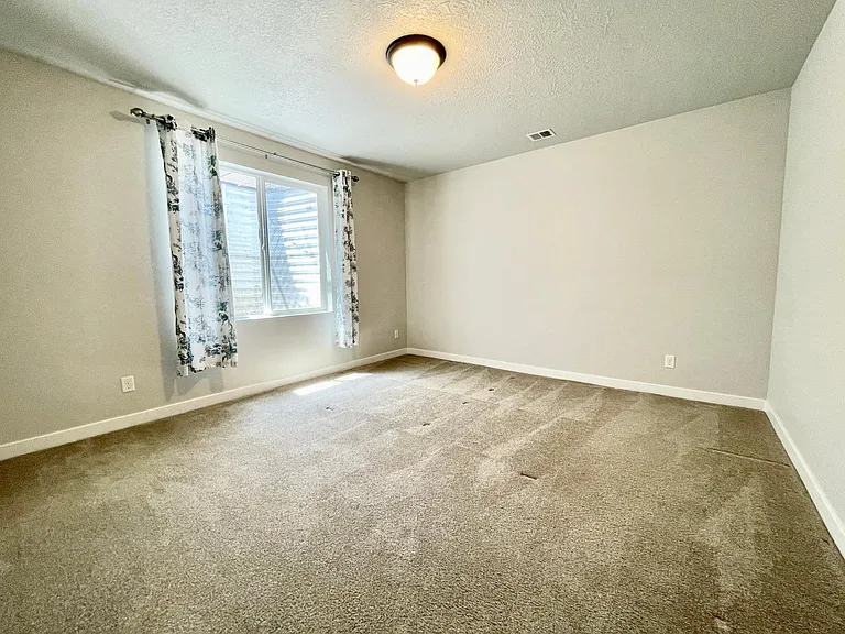 10924 S Glenda Ln — Photo 24