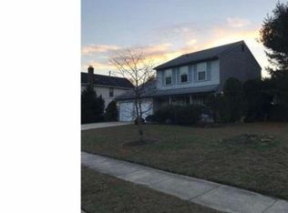 357 Aqua Ln, Atco, NJ 08004