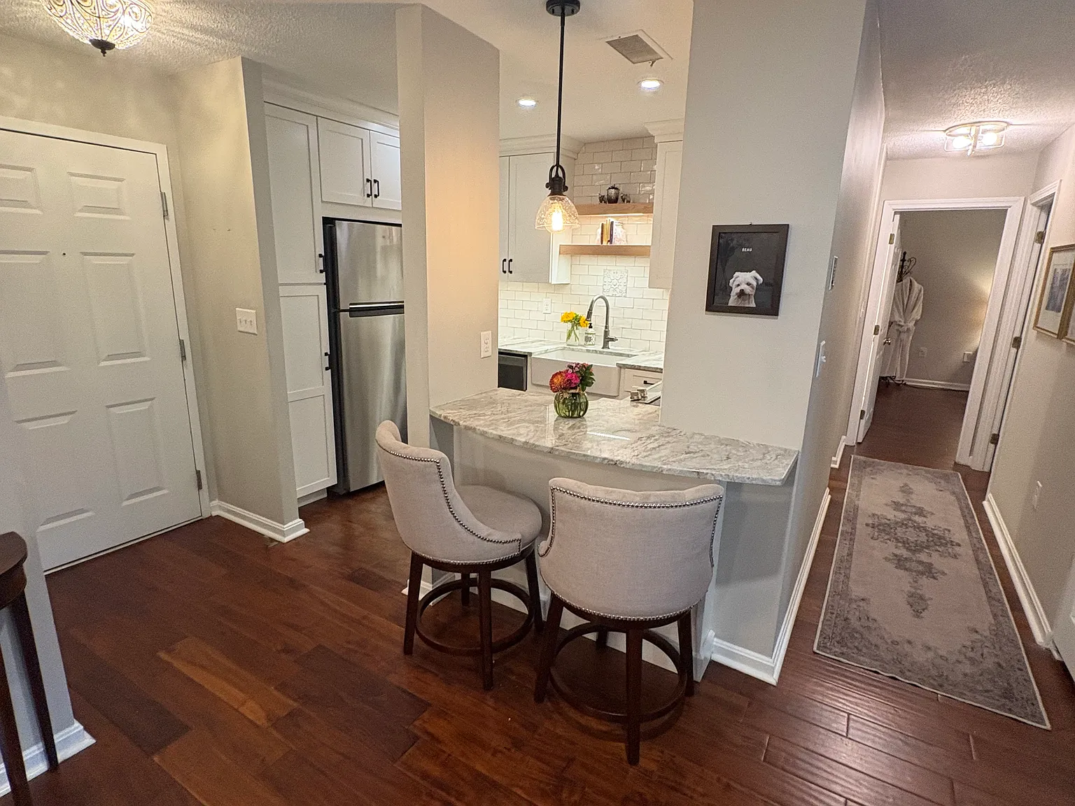 2 bed, 1170 sqft, $4,500 — Photo 2