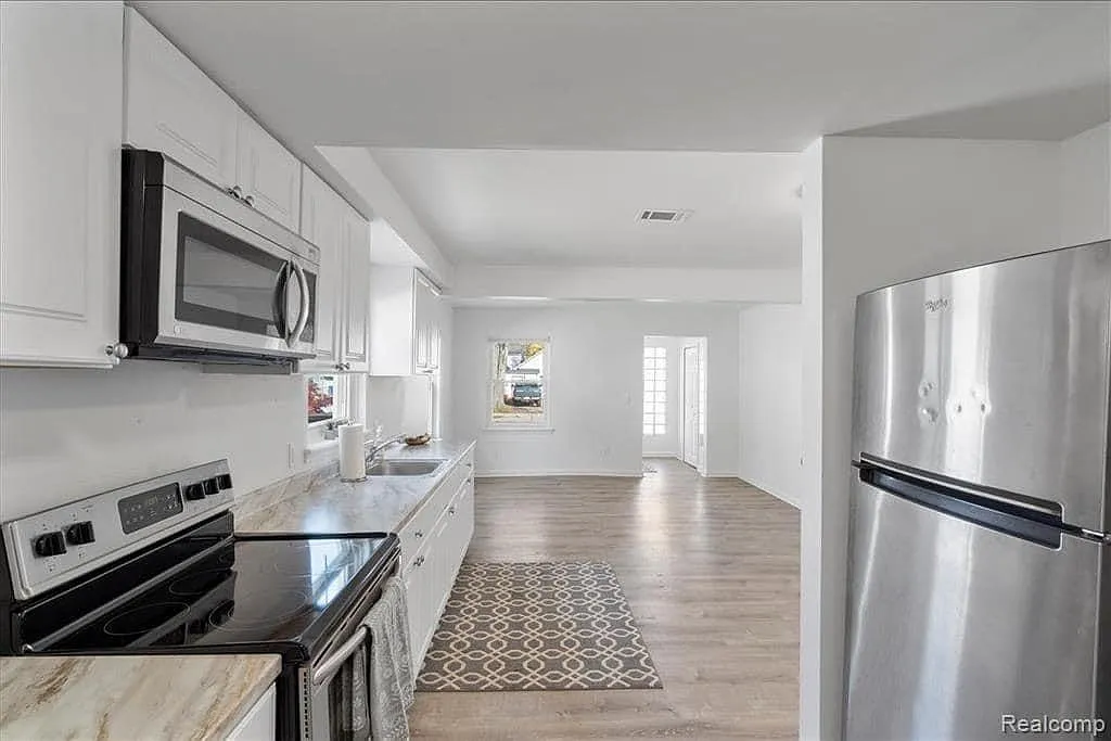 1 bed, 1000 sqft, $1,200 — Photo 3