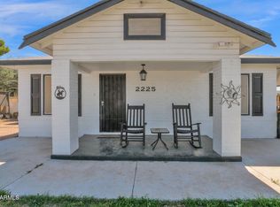 2225 W MORTEN Avenue #3, Phoenix, AZ 85021