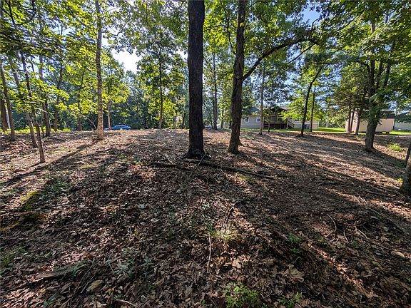 2nd image of Westbury Dr #27