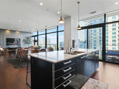 45 Ivan Allen Jr Blvd NW #1706, Atlanta, GA, 30308