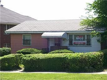 4th image of 1310 Paseo Blvd