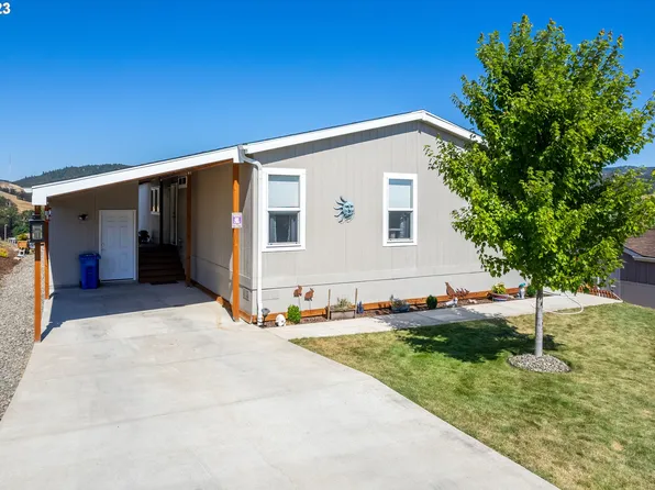 276 Deschutes Ln, Roseburg, OR 97471