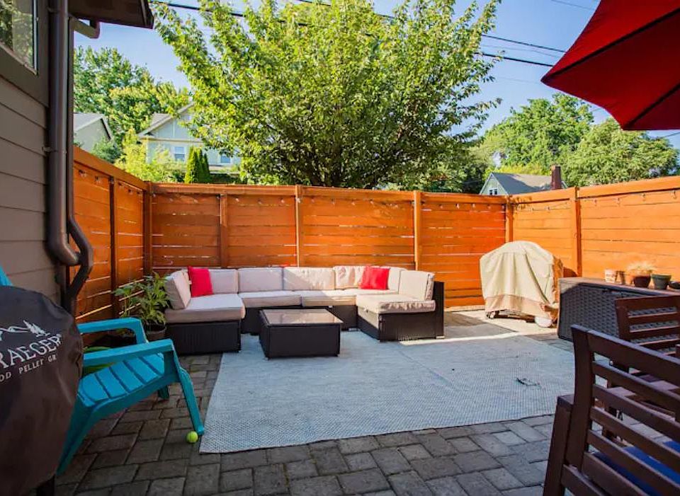 private patio and yard for pup