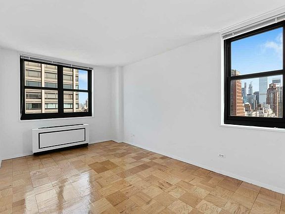 5th image of 200 E 72nd St APT 22F
