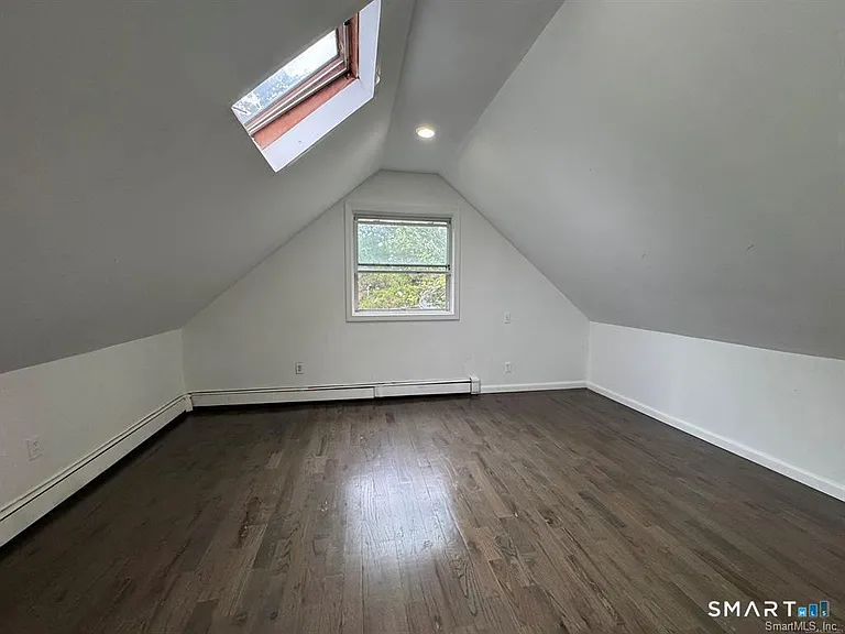 165 Greenfield Dr — Photo 30