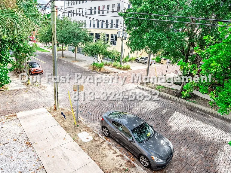 537 2nd St N #B — Photo 23