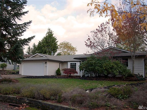 2nd image of 1302 Mountain Aire Dr SE