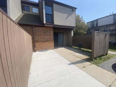 1611 West Edgerton AVENUE #T, Milwaukee, WI, 53221