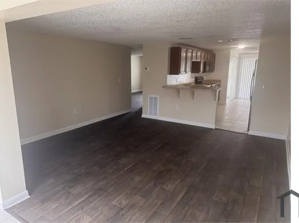 4110 78th St W, Bradenton, FL